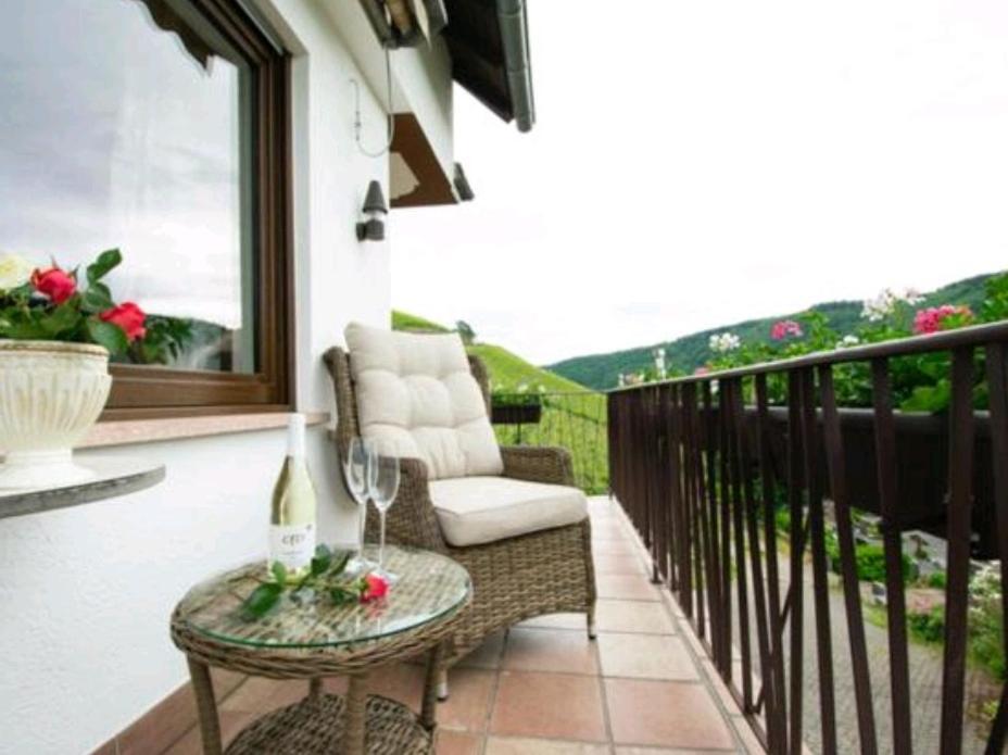 Chateau-De-La-Moselle Kinheim ภายนอก รูปภาพ